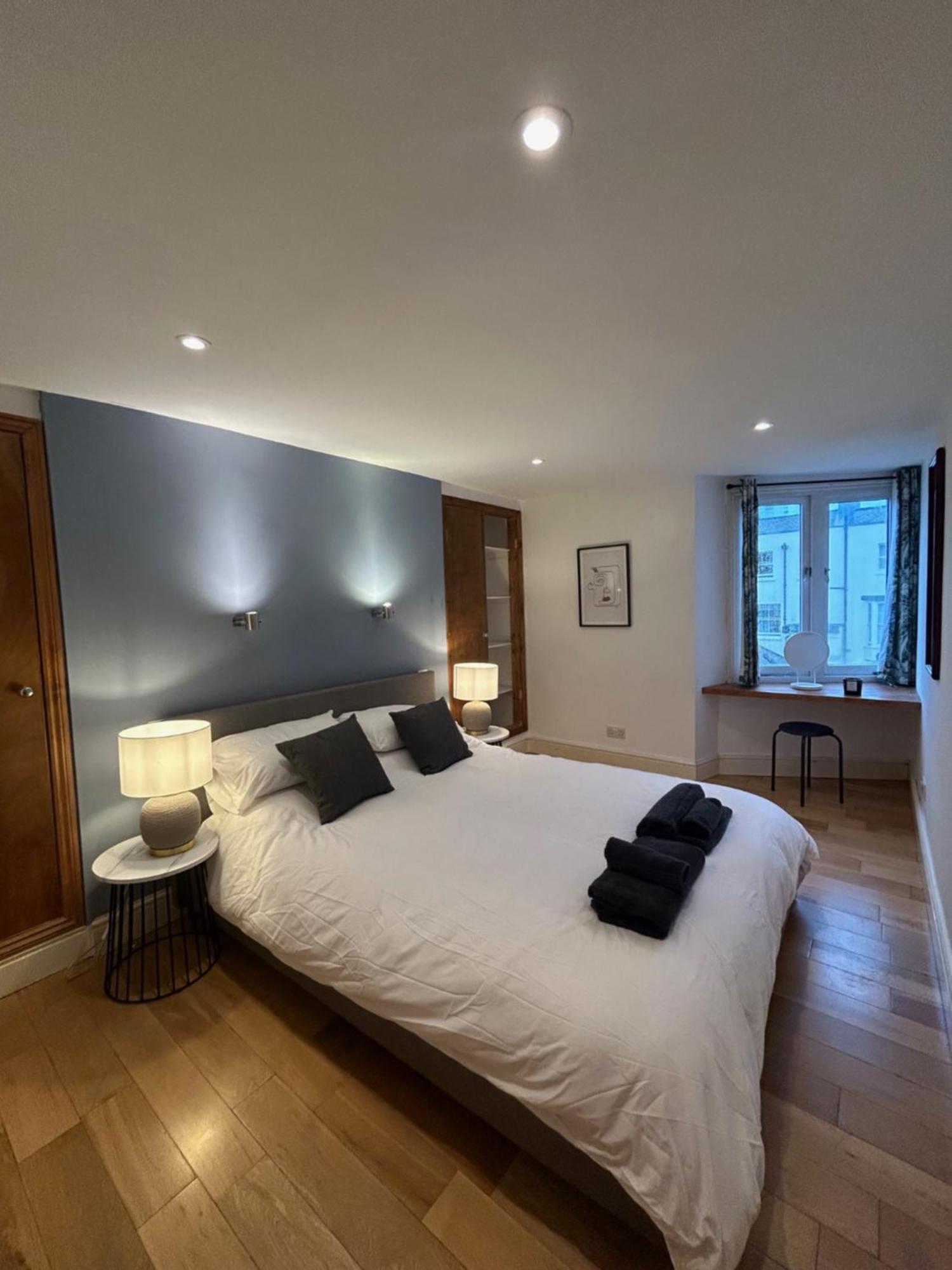 Garden Square Central 2 Bed & Sea-View Lejlighed Brighton Eksteriør billede